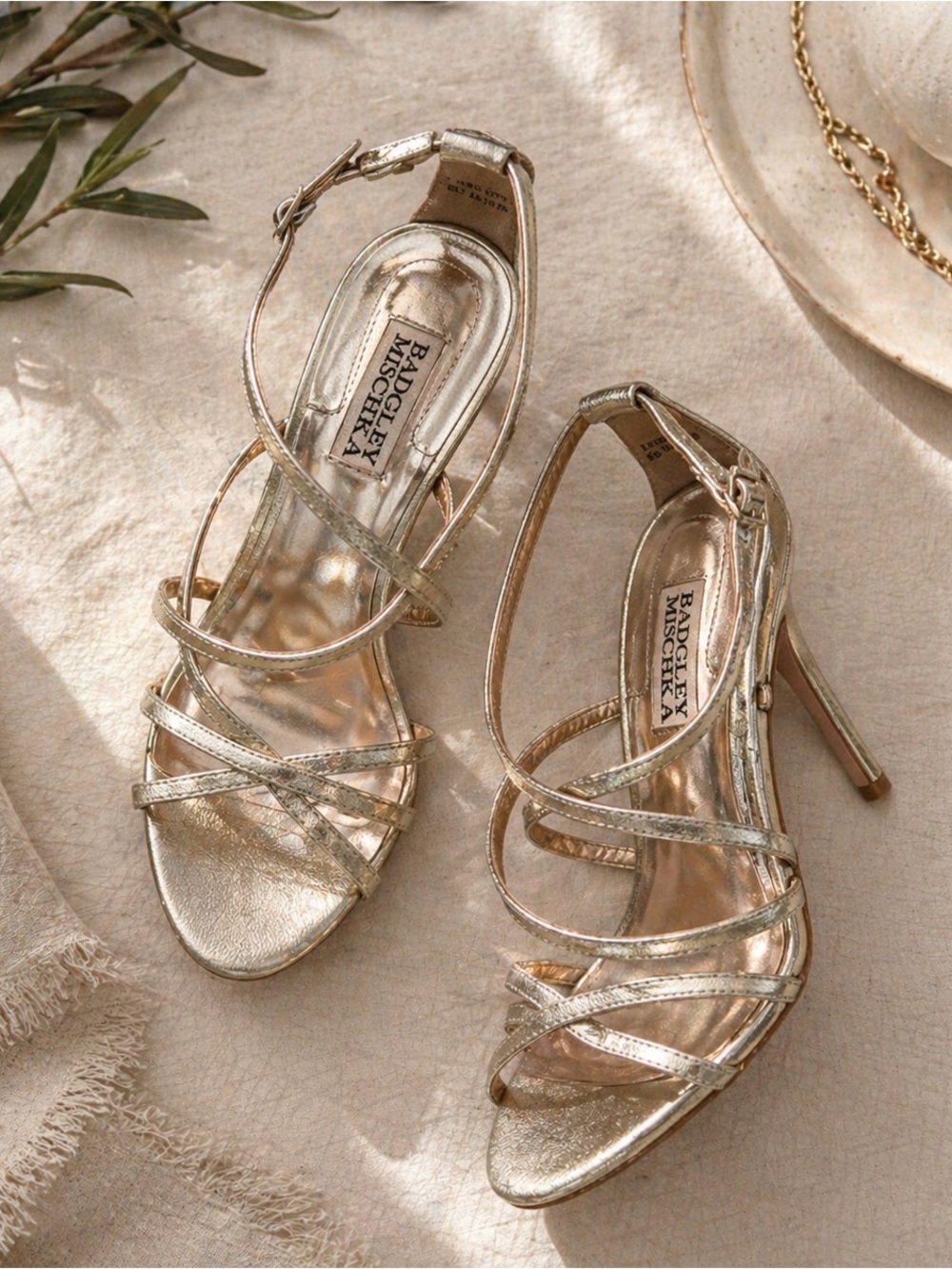 Badgley Mischka Gold Strappy Heels Size 6 Metallic Stiletto Sandals Wedding Prom